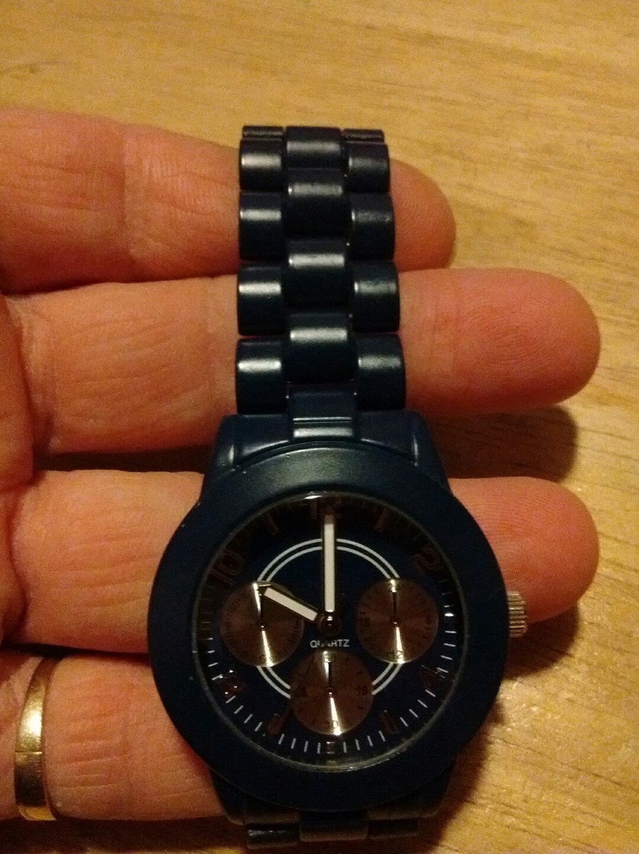 Montre Vintage Genève Unisexe à Quartz - Boîtier Doré 43 Mm, Cadran Noir Chiffres Romains, Avec Pile Neuve