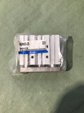 SMC MGPM25-25 COMPACT GUIDE CYLINDER 145 PSI NEW IN PACKAGE