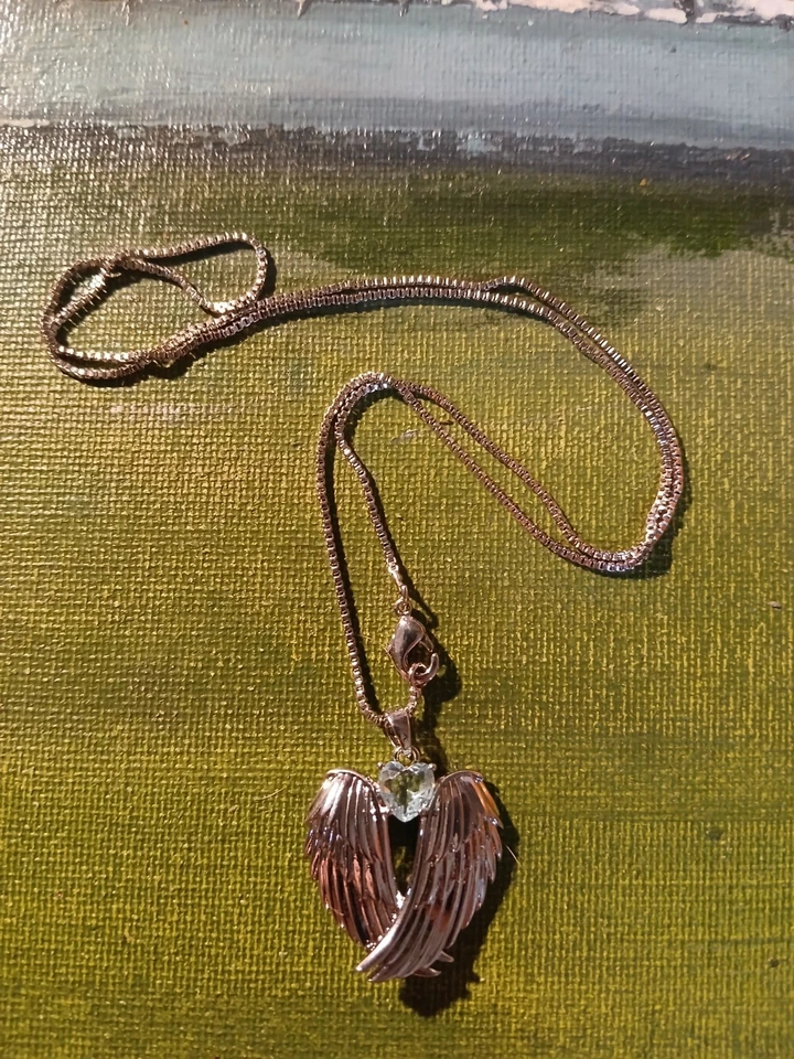 Collar colgante ala ángel color plata gema corazón azul claro, cadena plata Foto 2 de 2