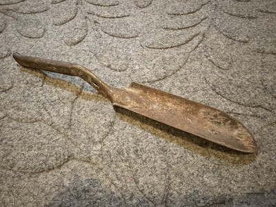 Antique 9  Masonry Pointing Trowel   Hand Forged   Bricklayer Tool   No Handle