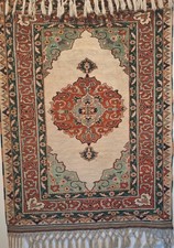 hand knotted wool rug