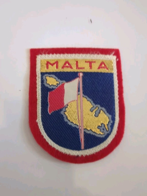 Vintage Malta Waving Maltese Flag Souvenir Woven Red Gold  Felt Patch Badge 3" 