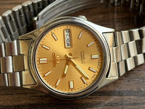 Vintage Seiko 5 Automatic 21 Jewels Mens Japan Golden Dial  Spares/Repairs(37)