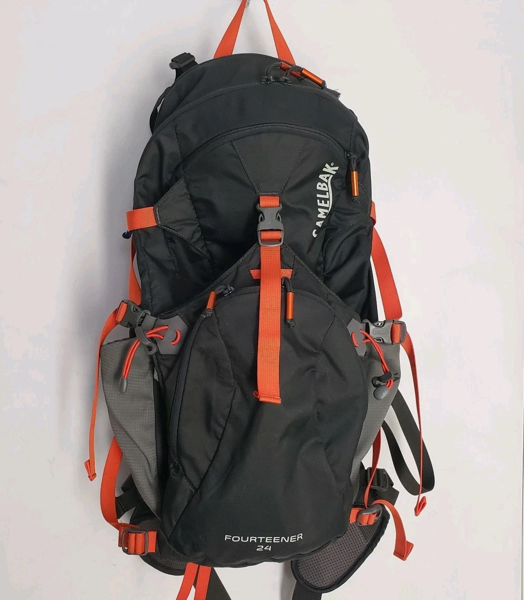 CAMELBAK  CZ  Sac à Dos D'hydratation ThermoBak 3L Avec Vessie, M95 Desert Dpm