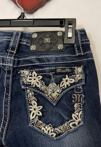 Miss Me Girls Size 10 Dark Studded JK7115P2 Blue Cuffed Sequined Capris! A3085 - Picture 8 of 9