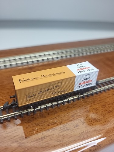 Marklin Z Scale 1859-1999 140 Year Marklin Box Car, With Marklin Pin - Picture 10 of 12