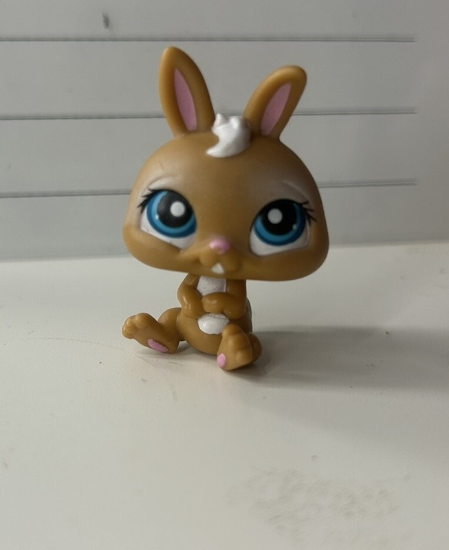Littlest Pet Shop LPS Authentic Brown Baby Bunny Rabbit #220