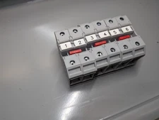 6x Phoenix Contact RT-8 Terminal Block