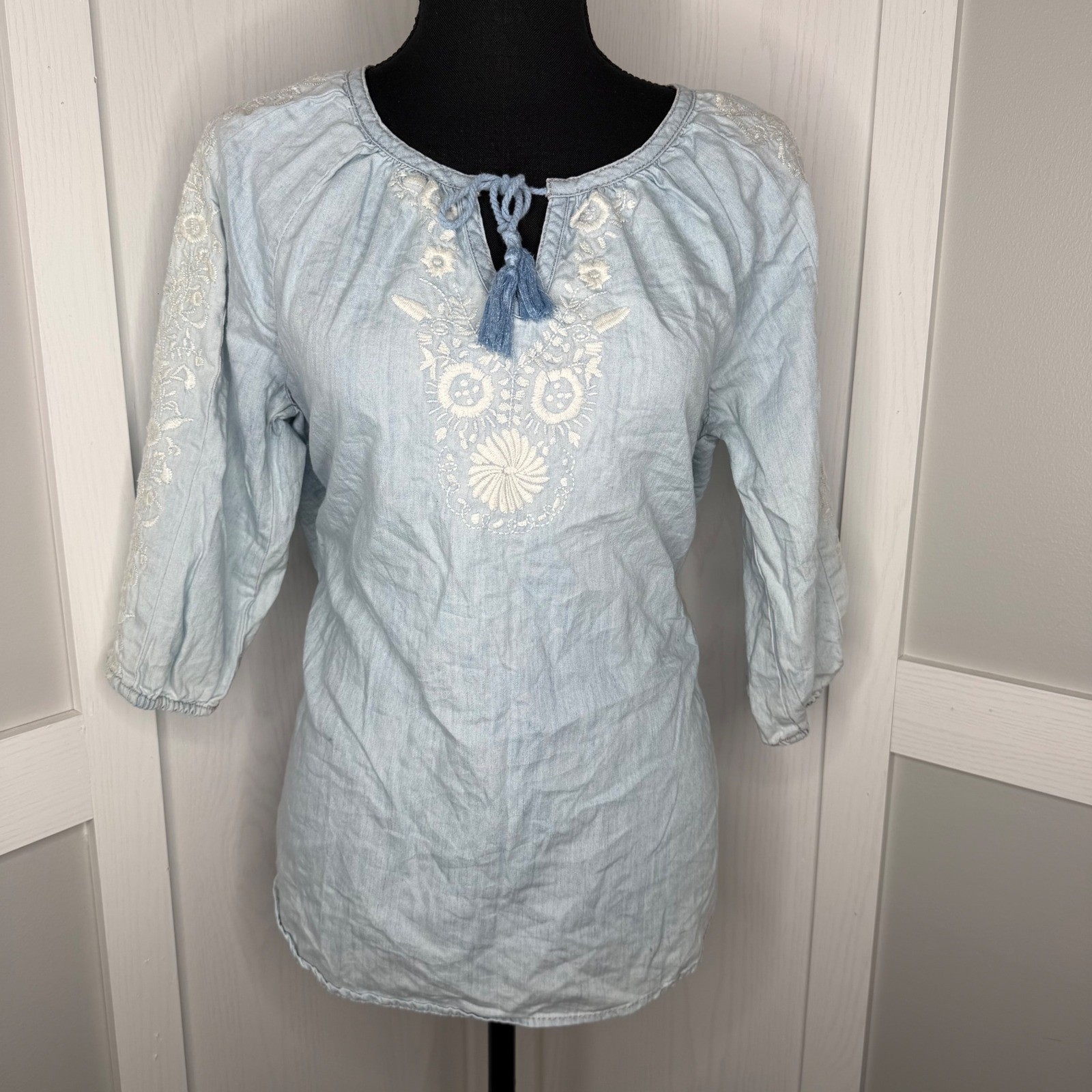 Sonoma Embroidered Blouse Womens Small Blue Chambray Tassel Boho Top
