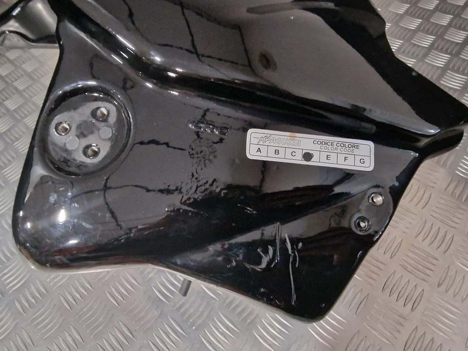 Fuel tank MV Agusta Brutale 750 2003-2005 reservoir 80A0A5184 CRC 98337 - Photo 3/4