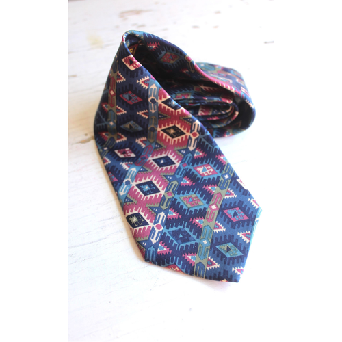 Hastings Traditions Necktie Silk Ethnic Weaving Motif 3.75" in Tie Textile Gift - Picture 4 of 4