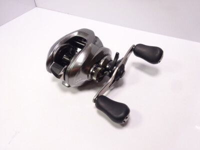 SHIMANO 17 CHRONARCH MGL 150 Right handed Baitcasting Reel from