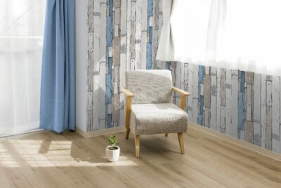 Ugépa franz. Designtapete Vlies L104-01  Hellblau Vintage Holz 3D