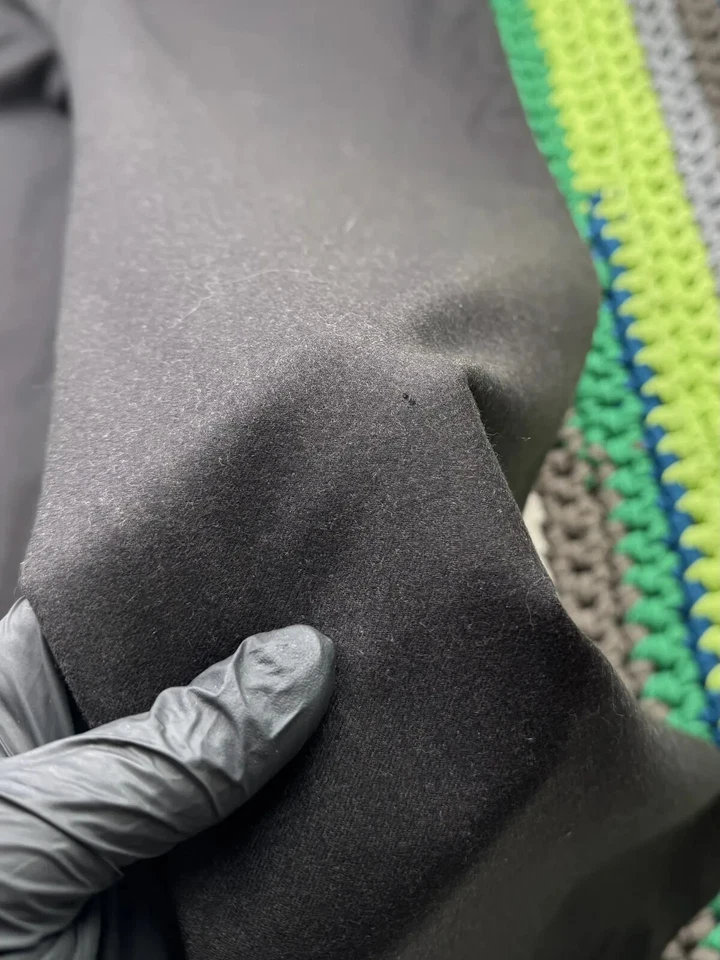 Pantalones vintage de lana/cachemira Armani Collezioni para hombre talla 34 Foto 4 de 4