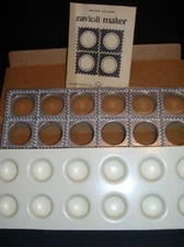 Vintage Vitantonio Ravioli Maker Model 512 with Original Box, Made in USA