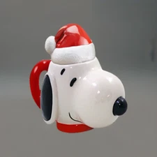 2024 ICUP Peanuts Snoopy Santa Molded Mug with Lid (14.5oz)