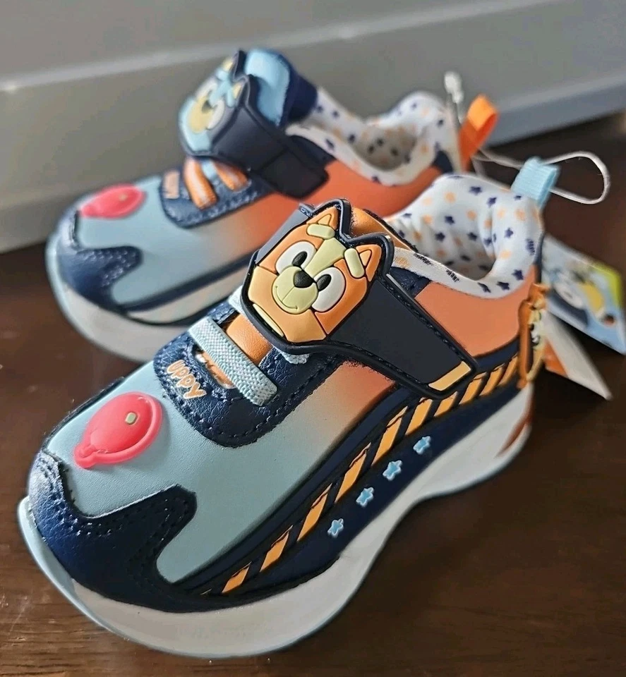 Toddler Boys Bluey&Bingo Light Up Sneakers Multicolor Size 6T - Image 2 of 4