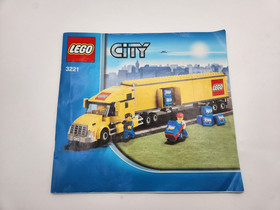 Lego 3221 LEGO Truck, Complete With Manual and box. MINT. RETIRED
