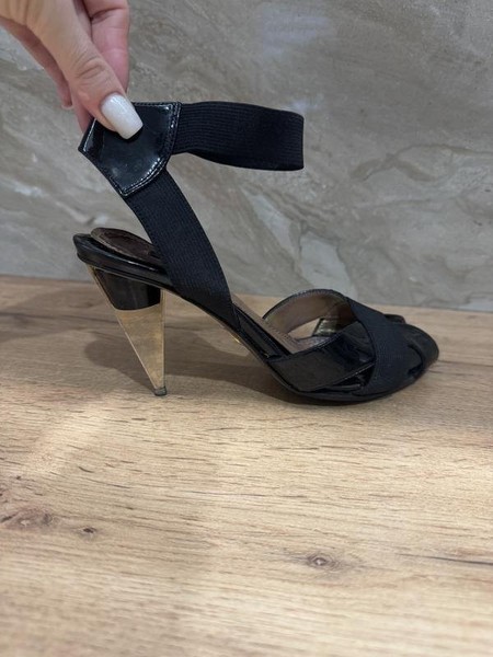 Women Dolce & Gabbana Heels Black Leather 35 #3D8M