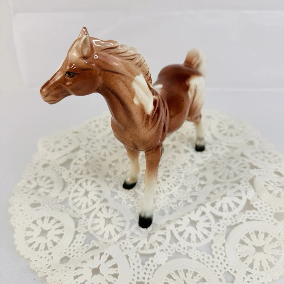 Vintage Japan Porcelain Horse Figurine Brown White Glossy Ceramic Sonsco 1960s - Image 3 of 4