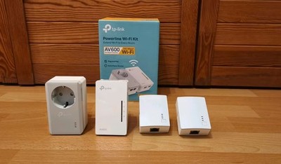 TP-LINK WPA4221KIT AV600 Powerline Extender - Weiß