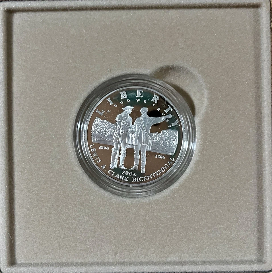 2004 US Mint Lewis & Clark Coin & Pouch Set Great Sioux Nation, Standing Rock - Image 4 of 4