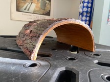 Fake Half Log Reptile Hide 