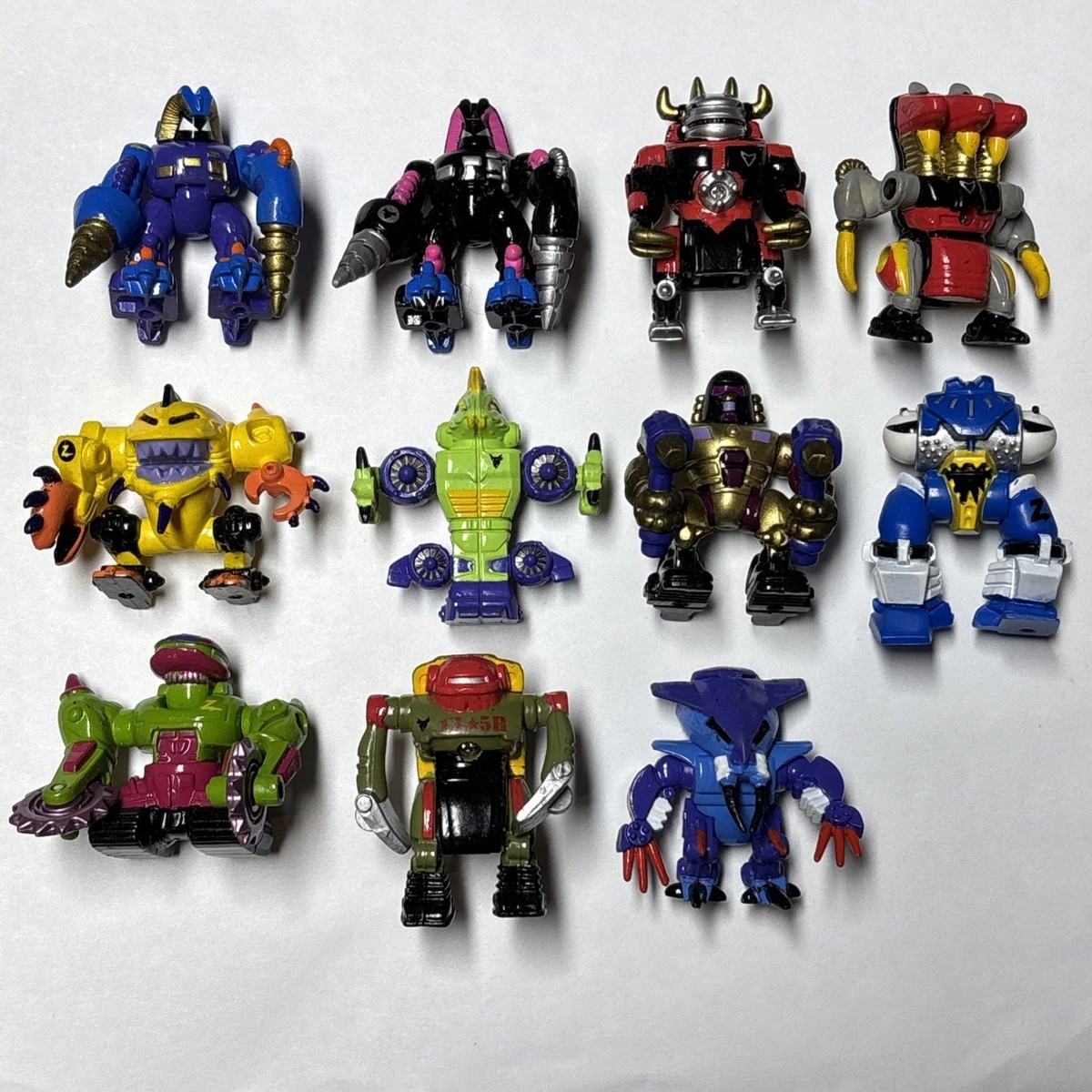 Lot of 11 Vintage 1990's Galoob Micro Machines Z-Bots Robot Action