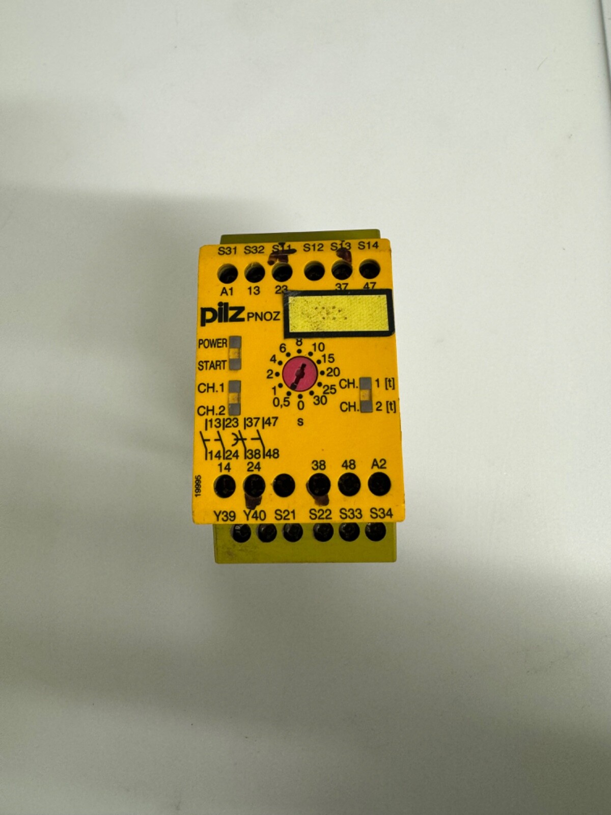 Foto 1 di 2