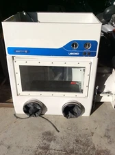 LABCONCO Precise Controlled Atmosphere Glove Box Catalog #5220100