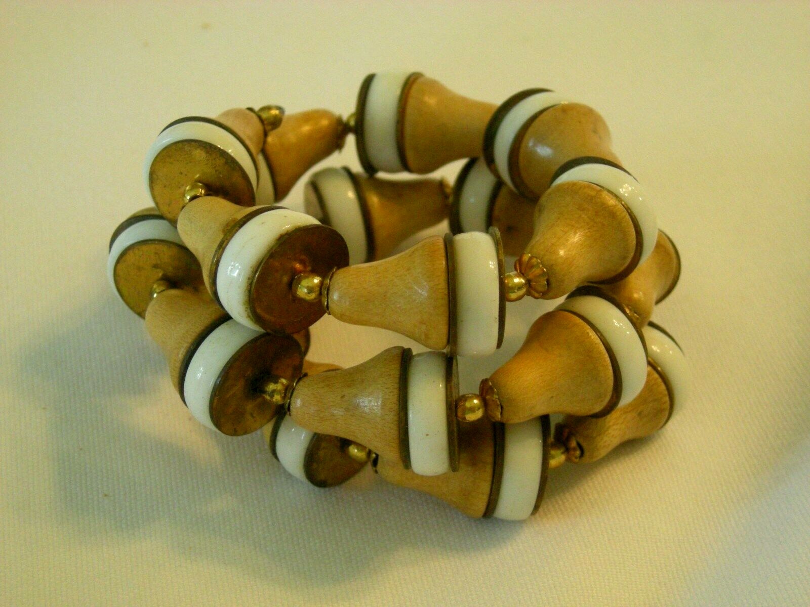 Vintage Unsigned Wire Memory Wire Wrap Bracelet W… - image 1