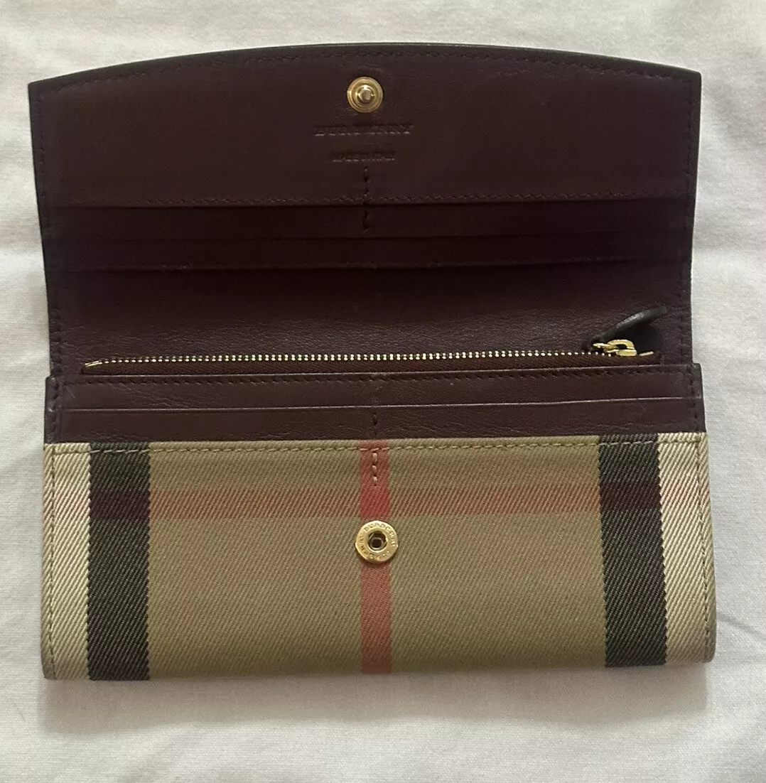 womens burberry card holder