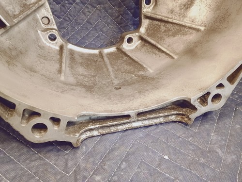 Bellhousing Chevy Colorado GMC Canyon AR5 5 speed manual OEM Aisin bell housing - Picture 6 of 9
