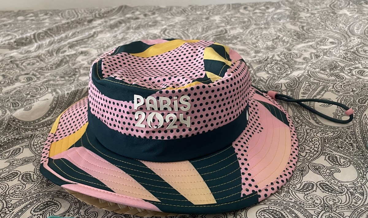 RARE** PARIS 2024 OLYMPIC GAMES VOLUNTEER BUCKET HAT - SIZE  display picture 2