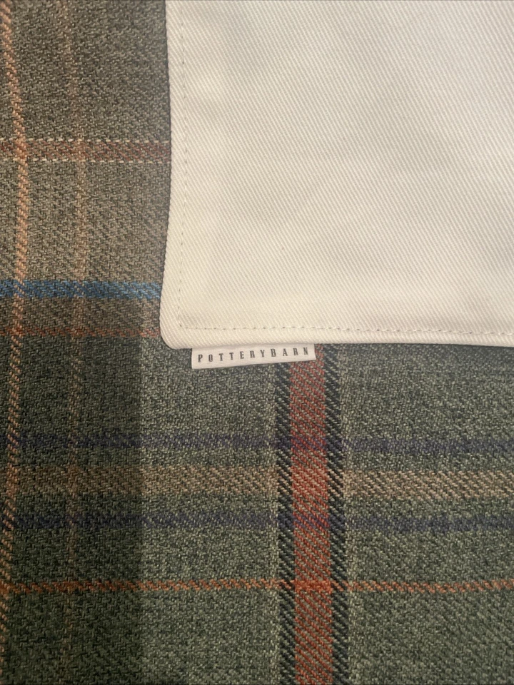 Bufanda de cama/sofá Pottery Barn Woodrow verde a cuadros 29,5"x 51". Espalda de lona blanca Foto 3 de 3