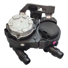 PEUGEOT 3008 MK2 P84E Auxiliary Water Pump 9818812580