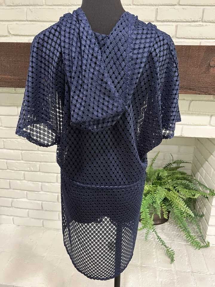 Mujer Apt. 9 Encubrimiento de ganchillo con capucha azul marino talla M Foto 4 de 4