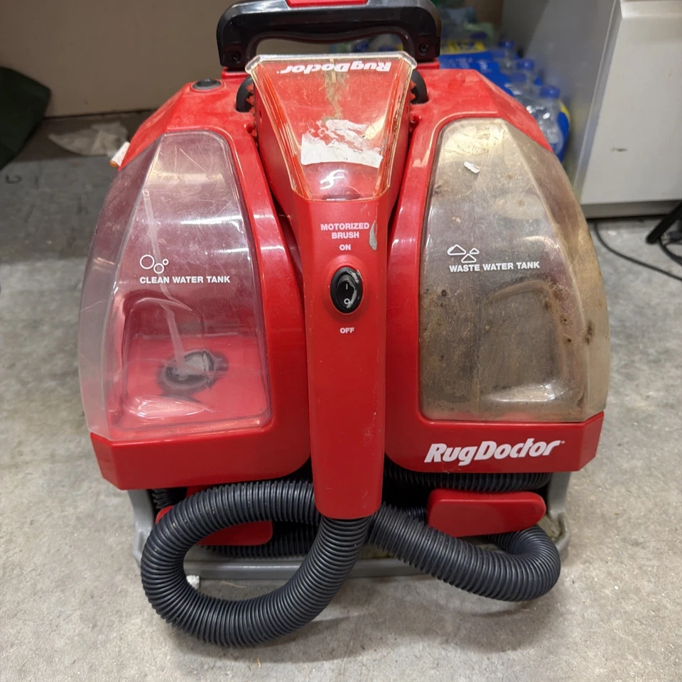 Limpiador de manchas de alfombra de tapicería enrollable portátil Rug Doctor PSC-1, rojo - PROBADO, USADO EN EXCELENTE ESTADO Foto 2 de 4