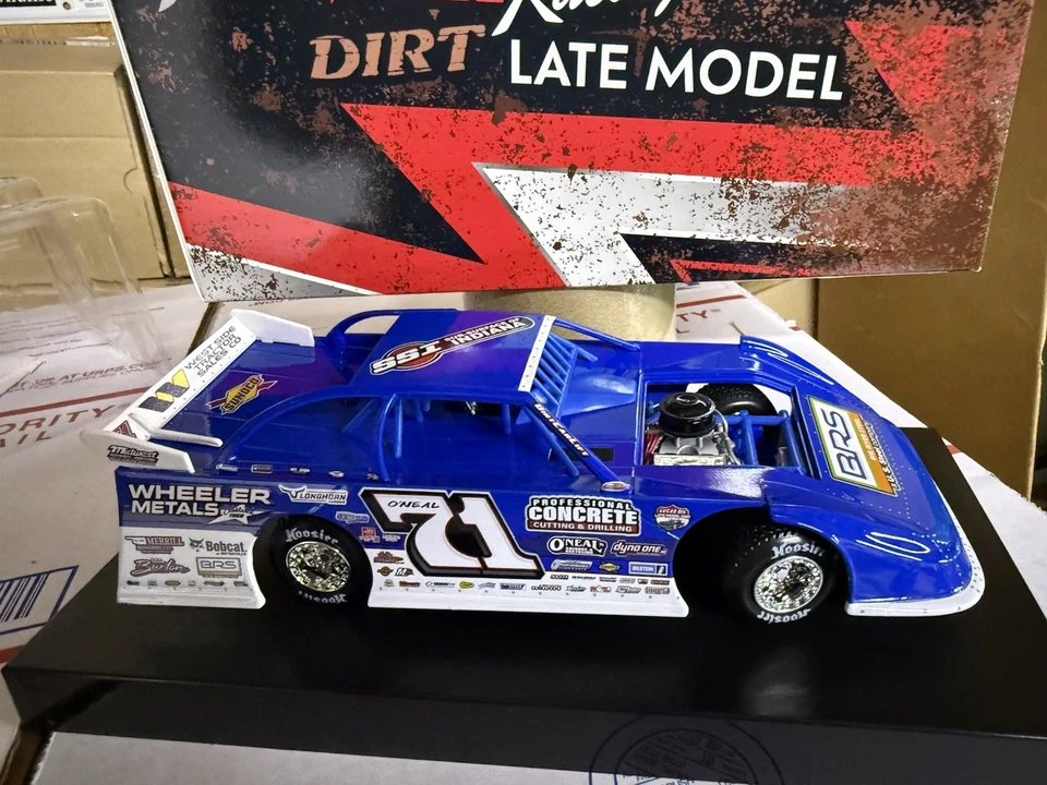 Nuevo en caja 2024 Lionel #71 Hudson O'Neal Outlaw Surt último modelo de coche 1/24 Foto 2 de 4