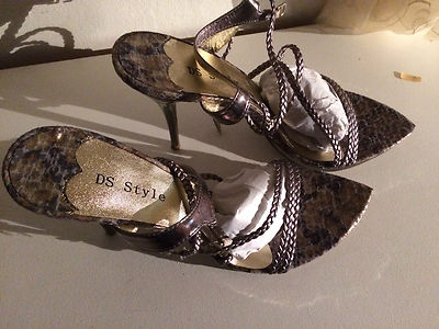 DS Style High Heels, Pumps, Leo Design silber beige grau Gr 41 Neu