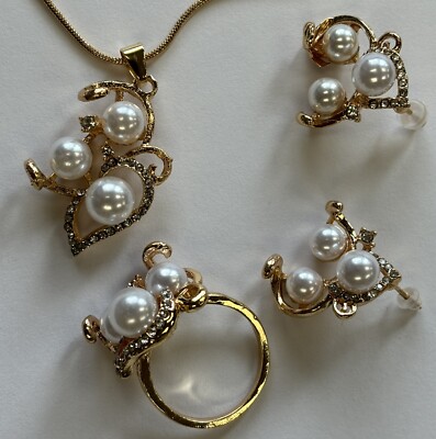 Pearl and Gold Curve Cloud Necklace, Earrings, and Ring Set