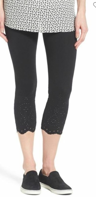 HUE Eyelet Scalloped Trim Stretch 