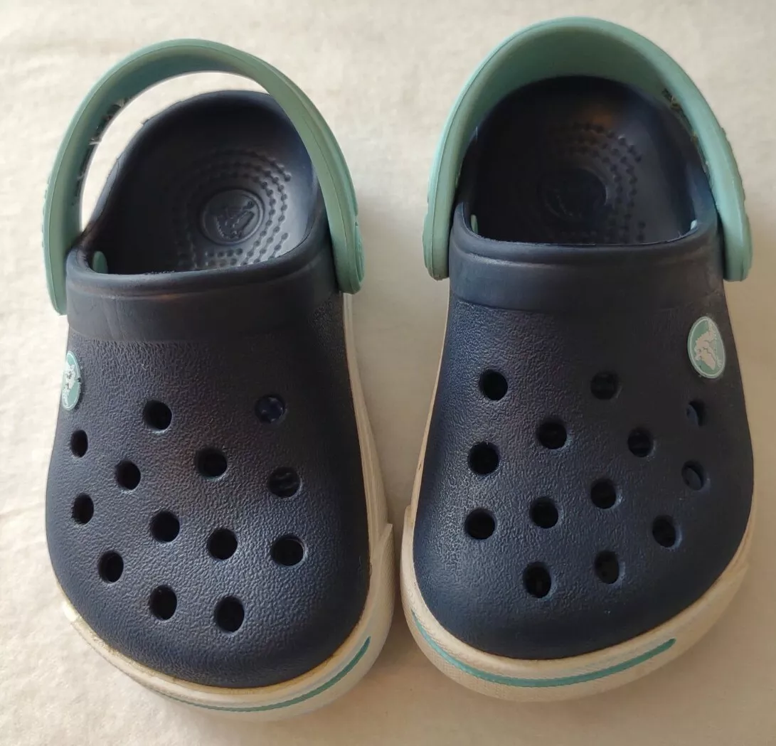 Crocs size 4 best sale toddler