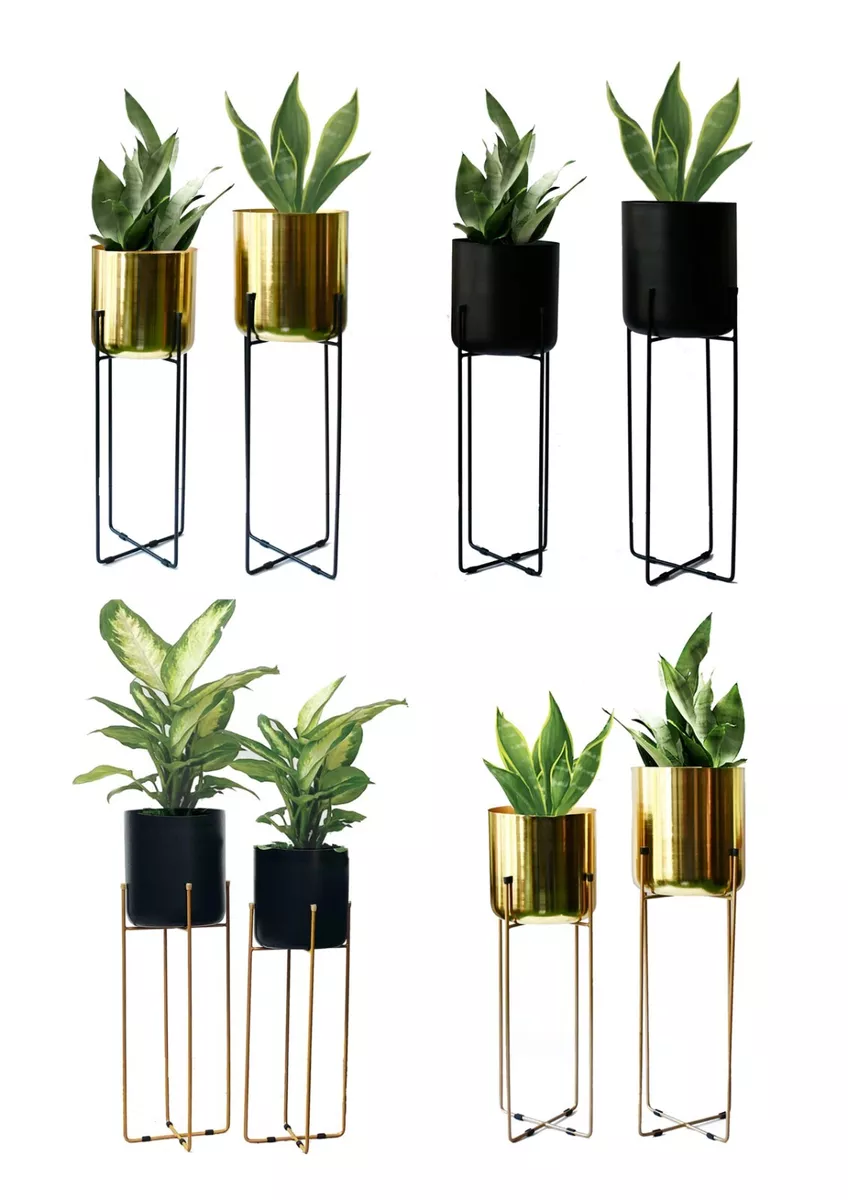 Gold 2024 plant pot