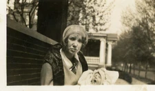 FOUND ANTIQUE PHOTO Vintage EARLY 20th CENTURY Original BLACK + WHITE 44 LA 92 G