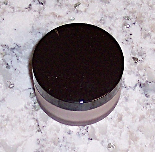 Laura Mercier Translucent Loose Setting Powder Translucent Medium Deep NEW - Picture 3 of 6