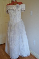 GORGEOUS VINTAGE 1980"s SCOTT MCLINTOCK OFFTHE SHOULDER COCKTAIL LAVENDER DRESS