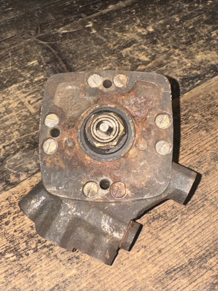 Bosch 438 100 023 Fuel Distributor BMW SAAB VW Volvo E12 E21 P242 P244 900 99 - Image 3 of 4