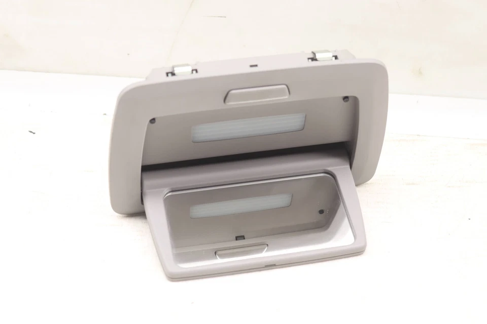 2013-2015 BMW 740LI XDRIVE - Vaidade traseira/espelho de maquiagem 9130971 - Imagem 2 de 4