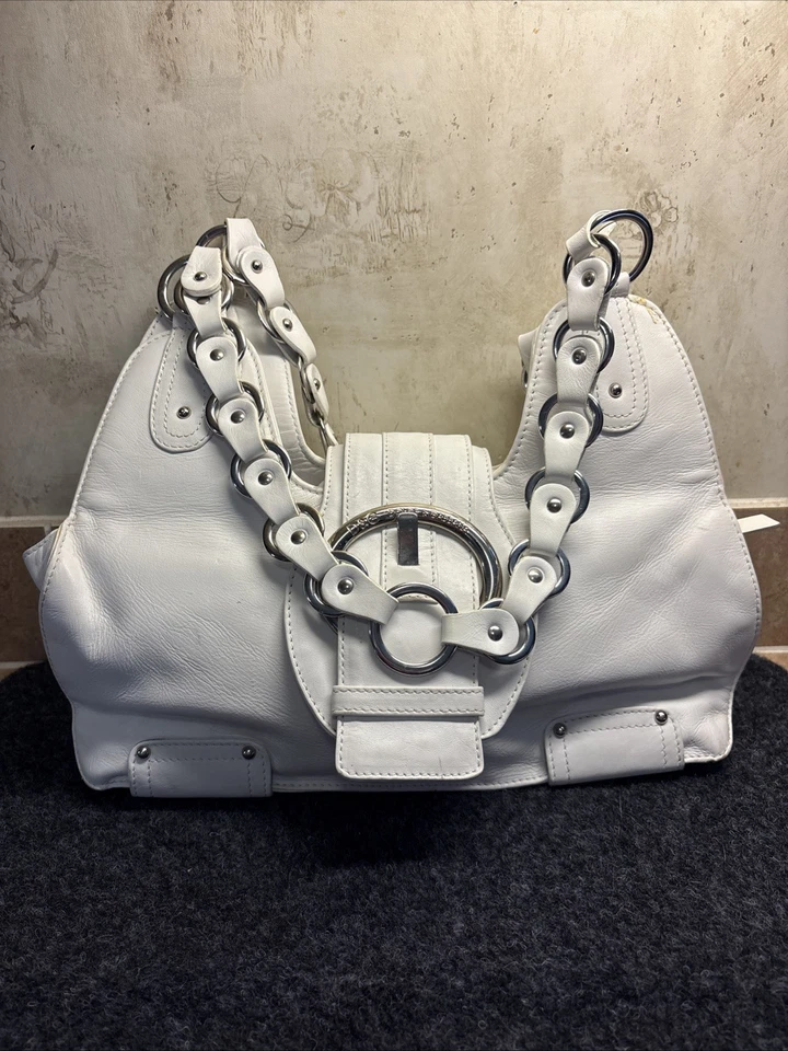 Dolce and Gabbana white leather shoulder bag Beautiful Silver Chain Strap - Image 2 of 4